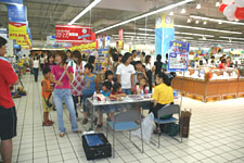 2005_08_14carrefour1